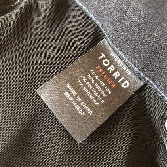 Torrid Bombshell Skinny Jean Premium Dark Wash - Picture 8 of 12